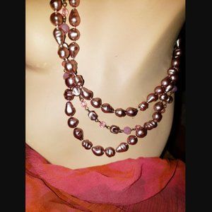 Vintage Copper-Pink Pearlized Plastic Beaded 3-Tiered Bib Choker Necklace